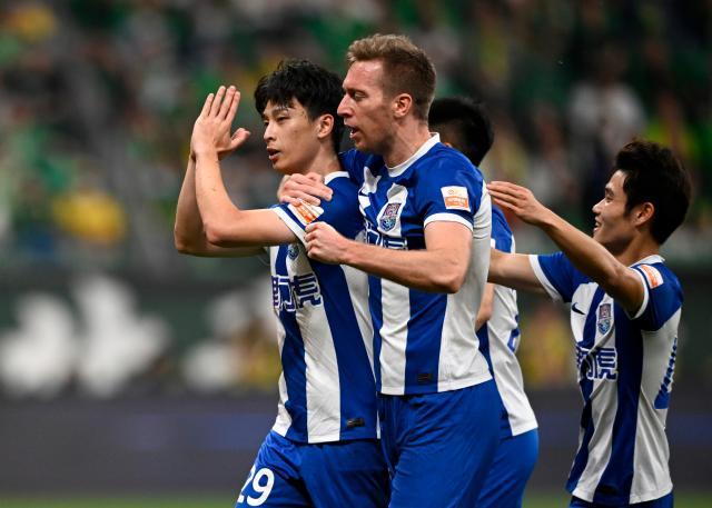 PG电子试玩模拟器-高压逼抢让对手吃惊 于根伟为津门虎植入强者心态